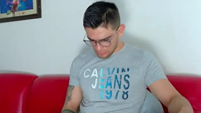 Sexy Alejandro  online show from 05.27.26