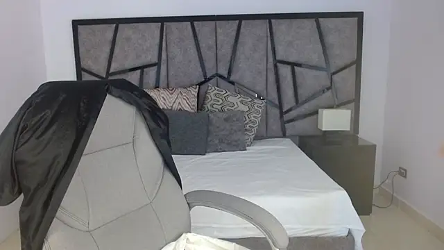 adhara cortez online show from 02.19.26