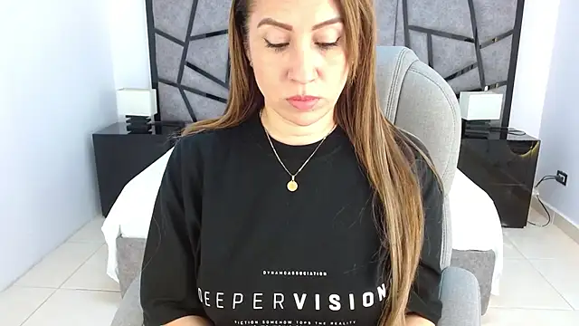 Snapshot of adhara_cortez chatting on 05.05.26 adhara cortez online show from 05.05.26