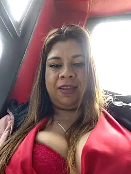 Laura-Hernandez online show from 10.24.25