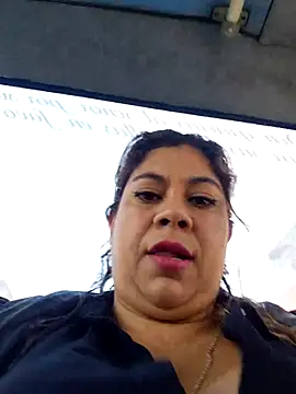 Laura-Hernandez online show from 02.04.26