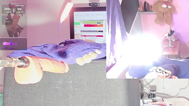 kira touka online show from 11.24.25