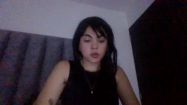 Snapshot of Kiri_Cutee chatting on 12.03.24 Kiri Cutee online show from 12.03.24