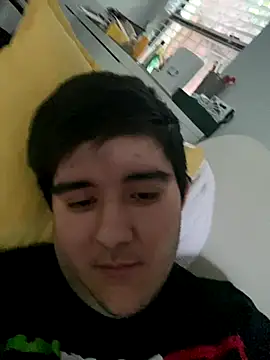 Yann 18 online show from 10.14.25