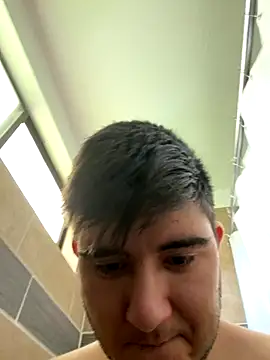 Yann 18 online show from 11.01.25