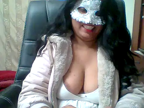 Snapshot of kamayanisingh24 chatting on 01.16.25 kamayanisingh24 online show from 01.16.25