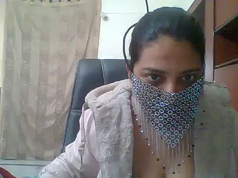 Snapshot of kamayanisingh24 chatting on 01.25.25 kamayanisingh24 online show from 01.25.25