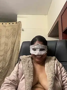 Snapshot of kamayanisingh24 chatting on 02.01.25 kamayanisingh24 online show from 02.01.25