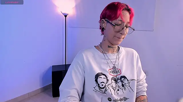 ravengreen  online show from 01.21.25