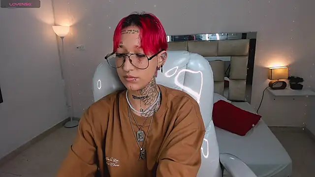 ravengreen  online show from 01.24.25