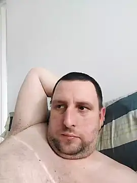 HE-M123 online show from 10.06.25