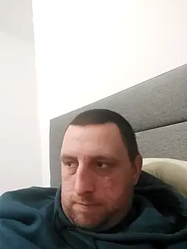 HE-M123 online show from 12.20.25