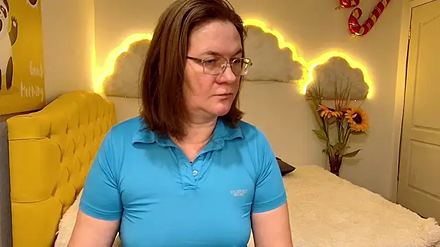 HolyMilfa online show from 02.02.25