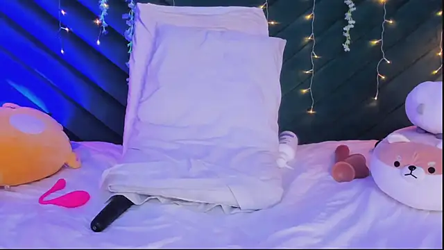 pamelajons  online show from 01.31.25