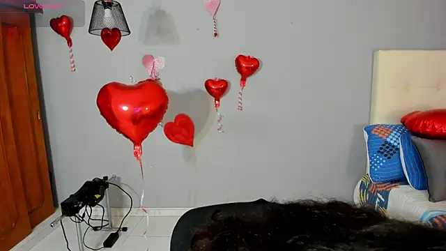 Snapshot of Maia_W10 chatting on 02.15.25 Maia W10 online show from 02.15.25