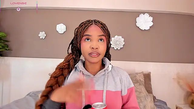 AriaFoster online show from 11.27.25