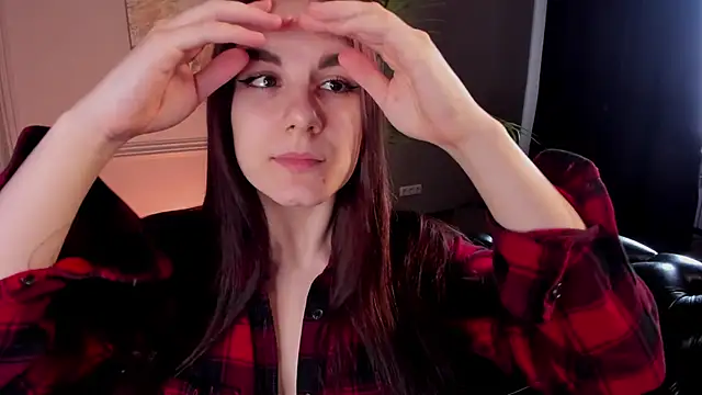 Kelly Woods online show from 03.15.25