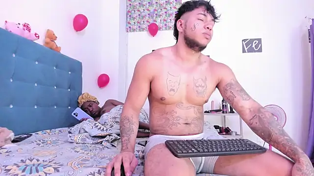 Snapshot of daamonxxx19 chatting on 03.02.25 daamonxxx19 online show from 03.02.25