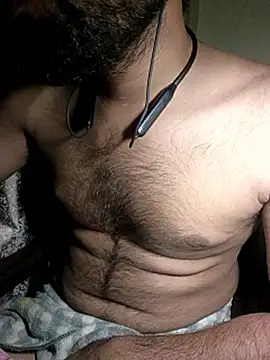 Snapshot of Hot_boy_Rudra chatting on 09.28.25 Hot boy Rudra online show from 09.28.25