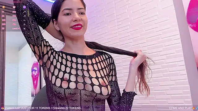 sweetieandjuicyy online show from 03.13.25