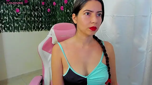 sweetieandjuicyy online show from 09.23.25