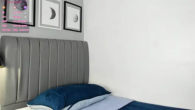 Snapshot of MiissIvy chatting on 01.20.25 MiissIvy online show from 01.20.25