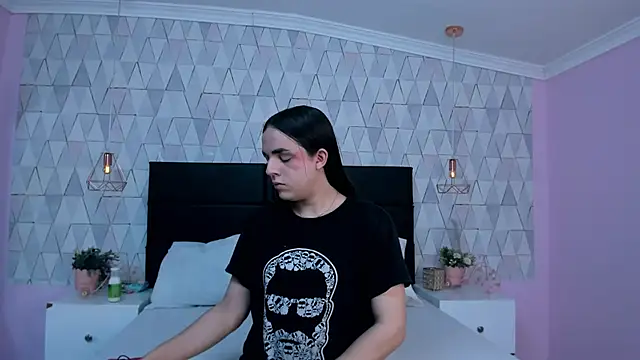 JustinePerry online show from 05.23.26