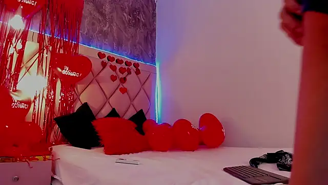 megan 100 online show from 02.16.25