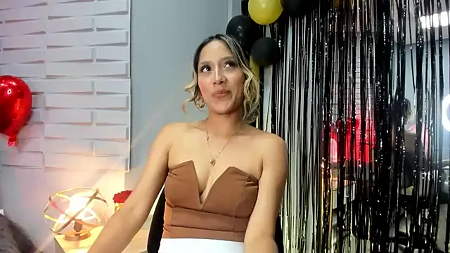 Snapshot of BriannaHarps chatting on 02.08.25 BriannaHarps online show from 02.08.25