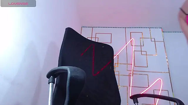 khalany hadid online show from 02.20.25