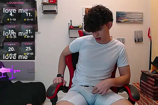 Angelo-cianuro- online show from 12.01.25