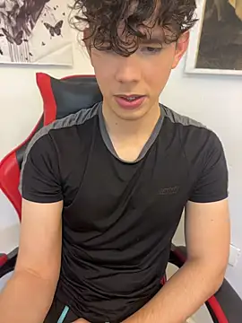 Angelo-cianuro- online show from 05.19.26