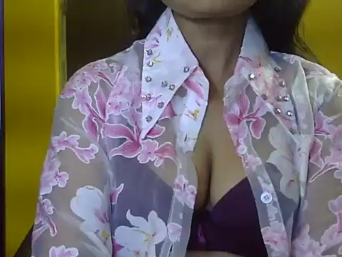 Hot indiangirl online show from 10.13.25