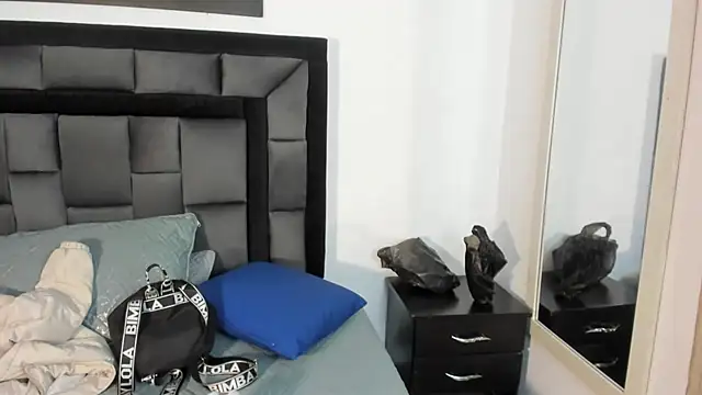 Snapshot of Dulce_amg chatting on 10.02.25 Dulce amg online show from 10.02.25