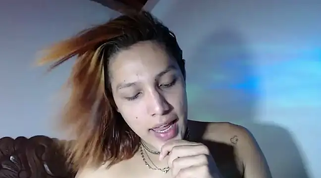 alexandra lorens online show from 02.17.25