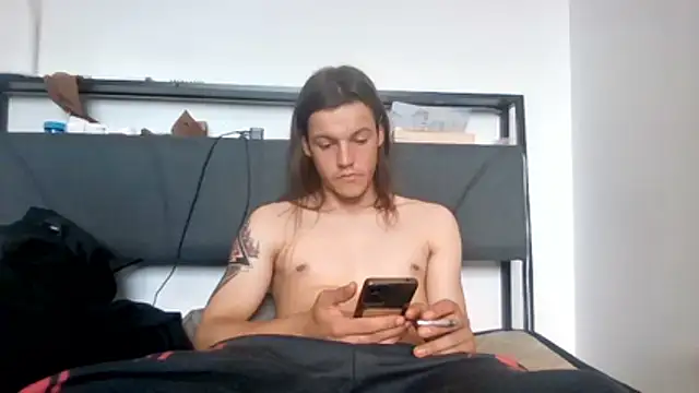 Snapshot of btungffhgg chatting on 05.20.26 btungffhgg online show from 05.20.26