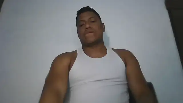 latinblack01 online show from 11.08.25