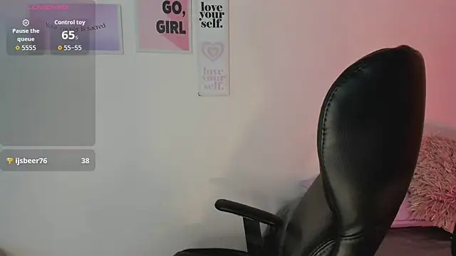 LanaJones  online show from 02.20.26