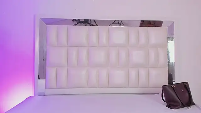 Alhana pulido online show from 01.18.25