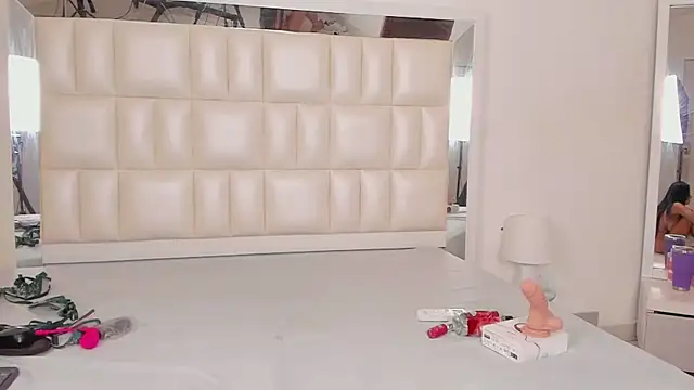 Alhana pulido online show from 03.06.25