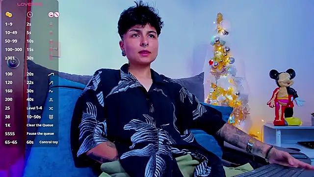 ZuryRamirez  online show from 01.08.25