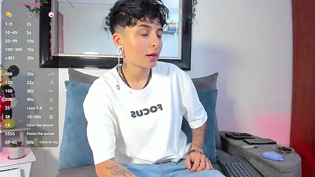 ZuryRamirez  online show from 01.09.25