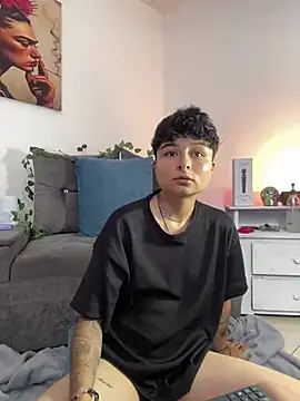 ZuryRamirez  online show from 02.05.25