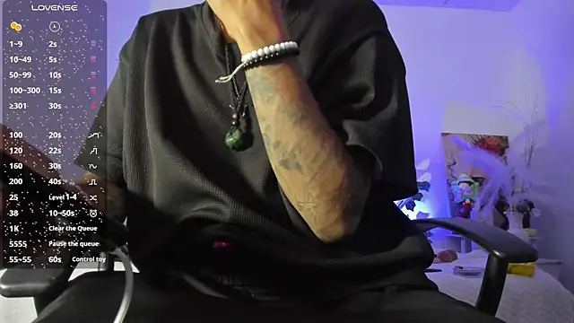 ZuryRamirez  online show from 03.21.25