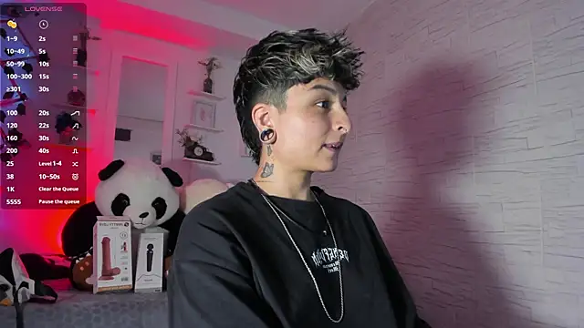 ZuryRamirez  online show from 09.22.25