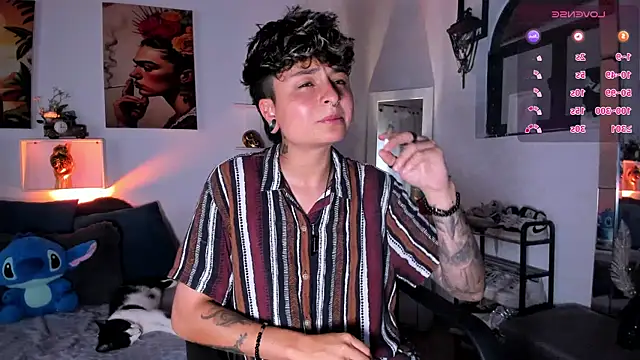 ZuryRamirez  online show from 12.04.25