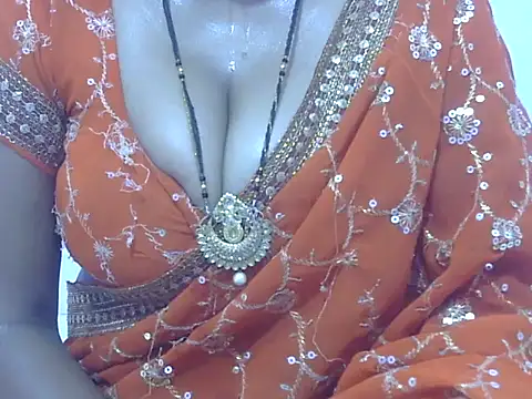 HOT-SEEMAA online show from 04.27.26