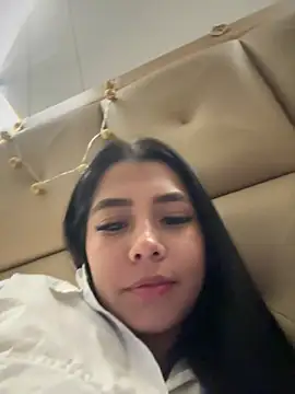 Snapshot of darsha_90 chatting on 01.21.25 darsha 90 online show from 01.21.25