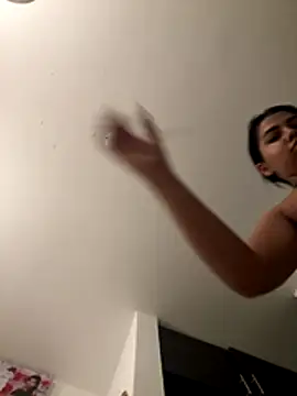 Snapshot of darsha_90 chatting on 10.25.25 darsha 90 online show from 10.25.25