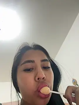 Snapshot of darsha_90 chatting on 11.01.25 darsha 90 online show from 11.01.25